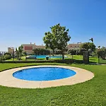 Dom wakacyjny Townhouse With Roof Terrace Near La Cala De Mijas